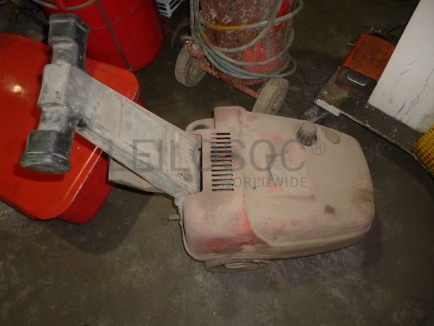 Equipamentos · Reparação e manutenção de máquinas e equipamentos