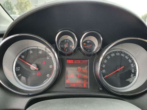 Opel Astra · Ano 2015