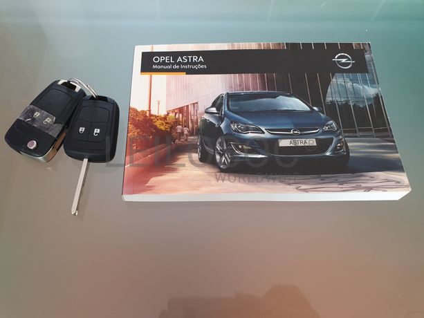 Opel Astra · Ano 2015