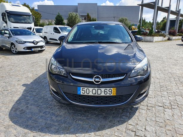 Opel Astra · Ano 2015