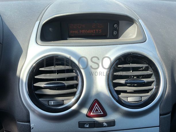 Opel Corsa · Ano 2014