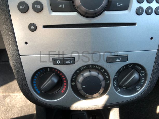 Opel Corsa · Ano 2014