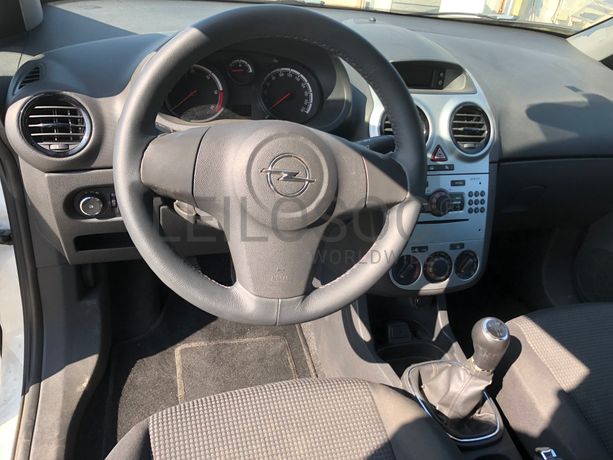 Opel Corsa · Ano 2014