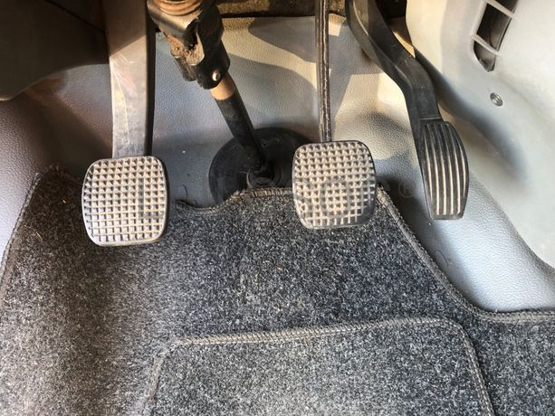 Iveco 35 C 13 · Ano 2003