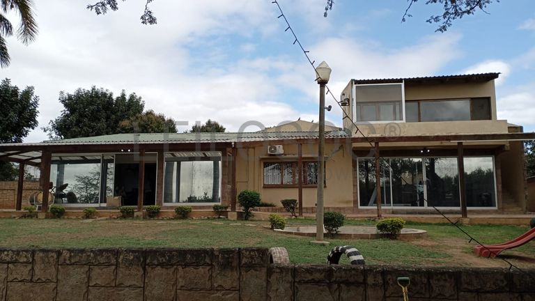 Moradia T3 com piscina