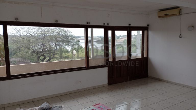 Moradia T3 com piscina