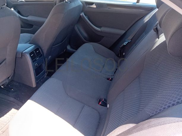 Volkswagen Jetta TDI · Ano 2011