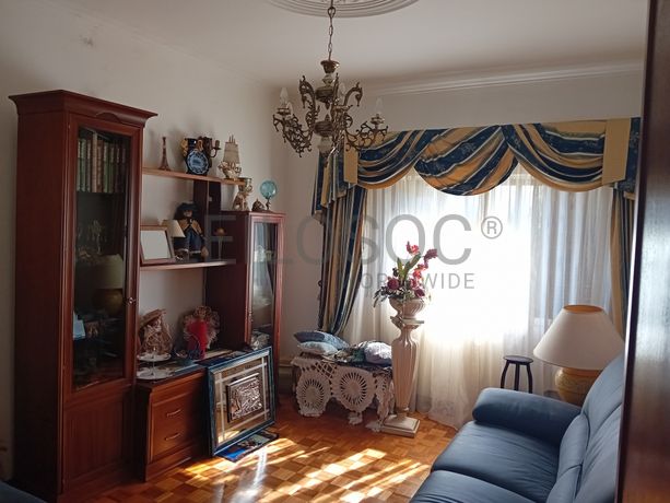 Moradia V4 (Benfeitoria) · Sintra