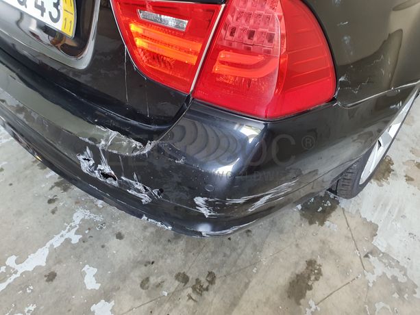 BMW 320 D · Ano 2011