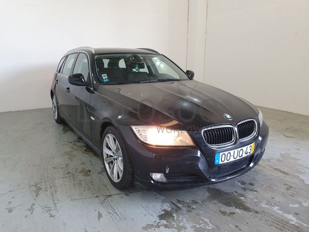 BMW 320 D · Ano 2011