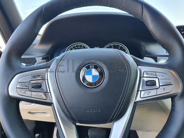 BMW 750 D Xdrive · Ano 2016