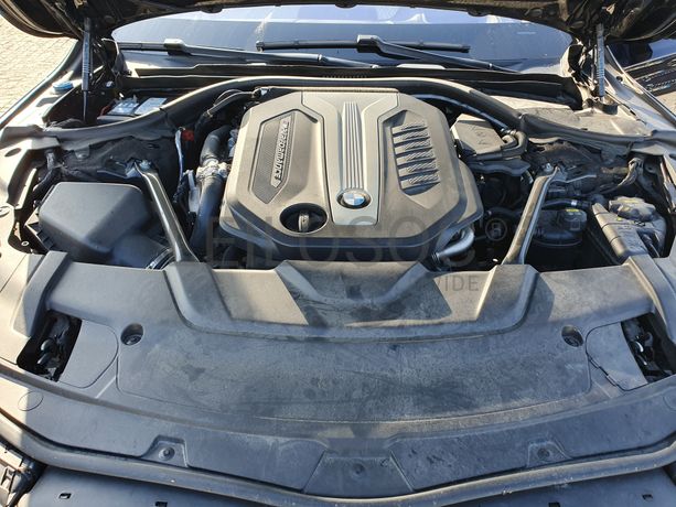 BMW 750 D Xdrive · Ano 2016