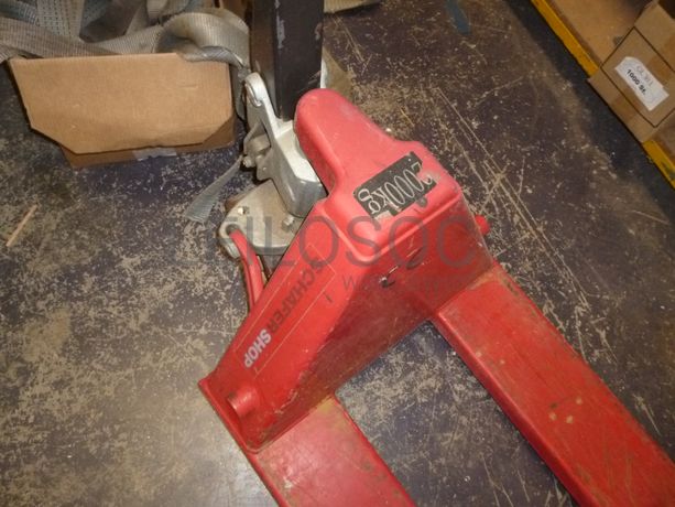 Porta paletes + Máquina vertical de soldar