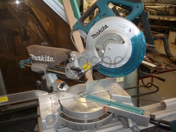 Serra de corte + Mesa de corte