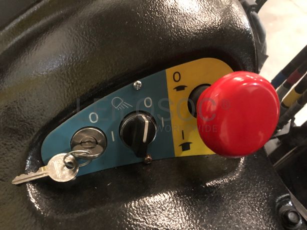 Retrátil Hyster · Elétrico · Ano 2011