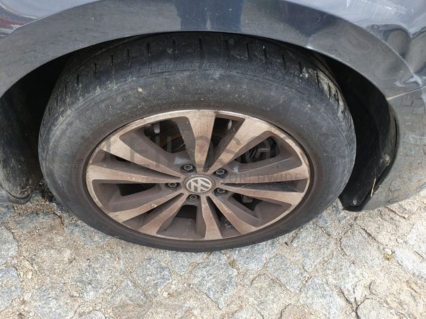 Volkswagen Passat · Ano 2014