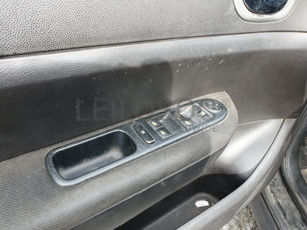 Peugeot 307 · Ano 2003