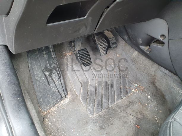 Peugeot 307 · Ano 2003