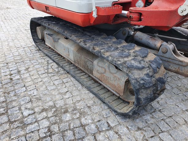 Giratória Takeuchi · Ano 2006