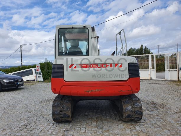 Giratória Takeuchi · Ano 2006