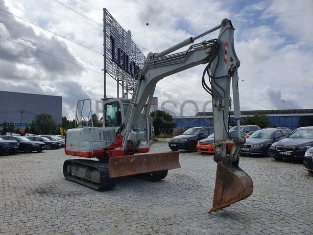 Giratória Takeuchi · Ano 2006