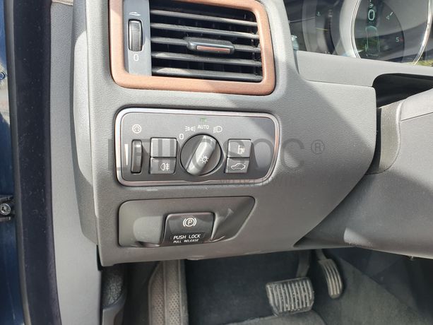 Volvo XC70 · Ano 2014