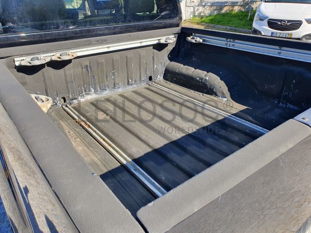 LEILÃO SUSPENSO · Nissan Navarra 3000 V6 · Ano 2011