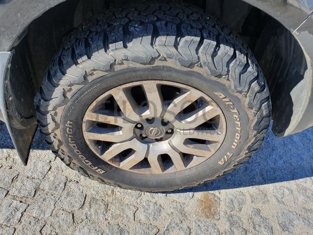 LEILÃO SUSPENSO · Nissan Navarra 3000 V6 · Ano 2011