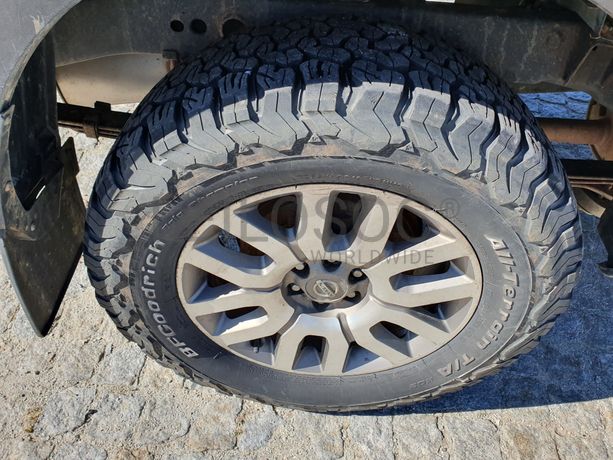 LEILÃO SUSPENSO · Nissan Navarra 3000 V6 · Ano 2011