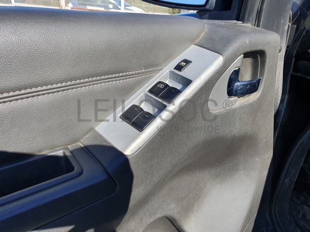 LEILÃO SUSPENSO · Nissan Navarra 3000 V6 · Ano 2011