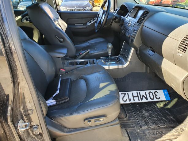 LEILÃO SUSPENSO · Nissan Navarra 3000 V6 · Ano 2011