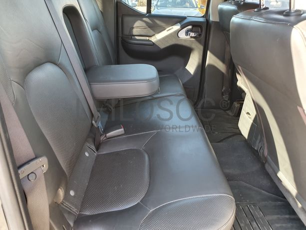 LEILÃO SUSPENSO · Nissan Navarra 3000 V6 · Ano 2011