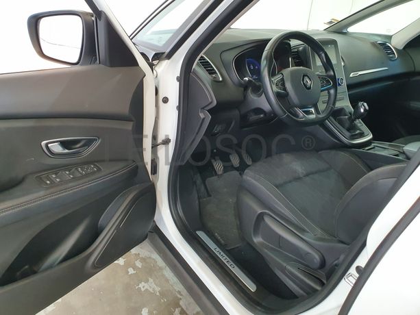 Renault Scénic · Ano 2019