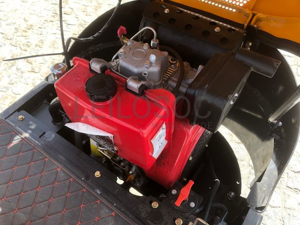 Mini Giratória JPC HT12 · Ano 2023