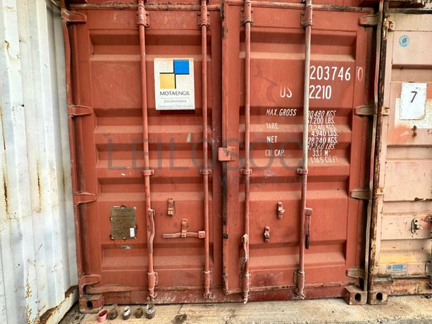 Contentor marítimo utilizado como armazém