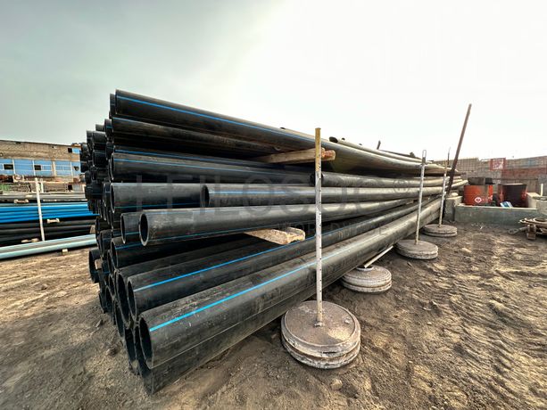 Tubos em PEAD - Cerca de 250 unidades