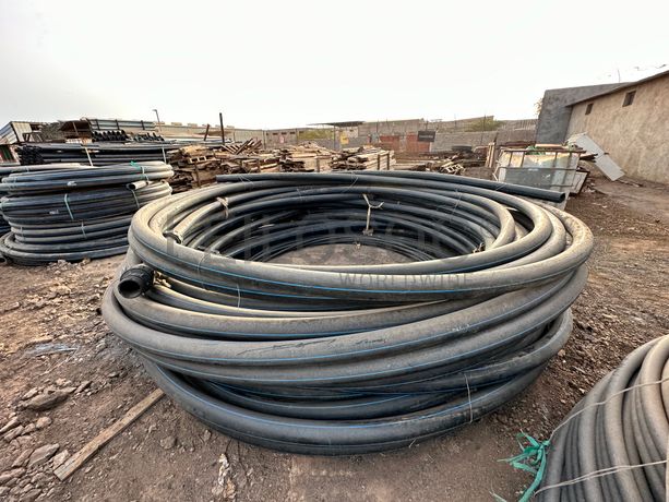 Tubos em PEAD - Cerca de 20 unidades