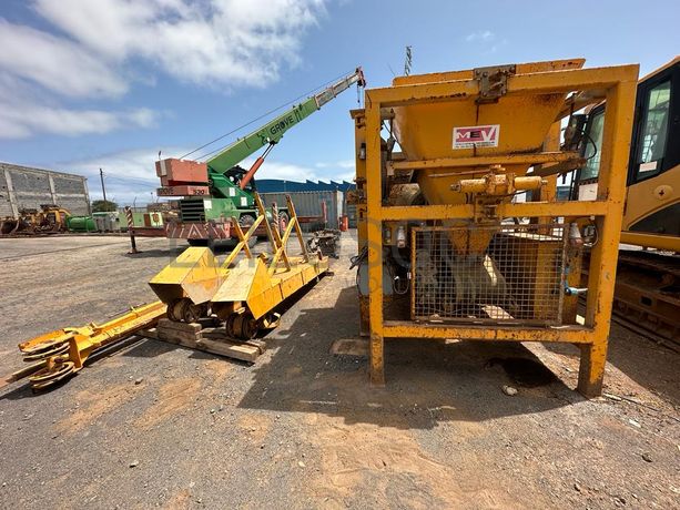 Central betão de 15 m3/h.