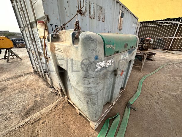 Depósito combustível