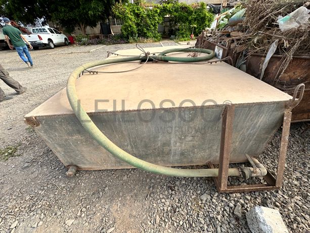 Depósito de água (4 ton.)