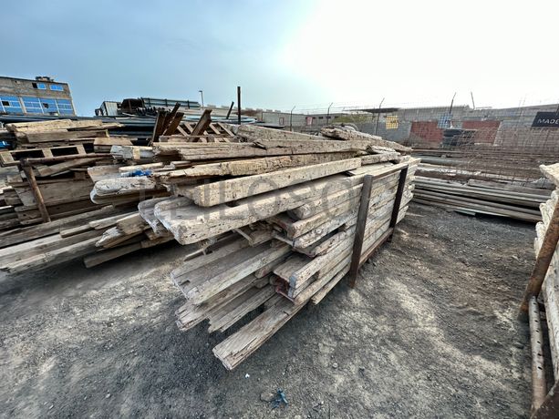 Madeira de cofragem.