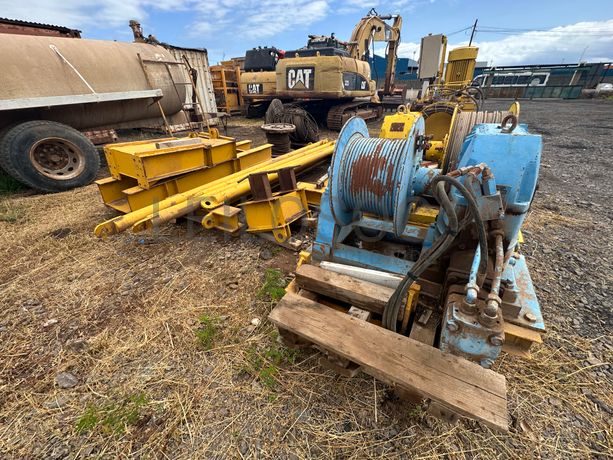 Teleférico com sistema de elevação e transporte de carga