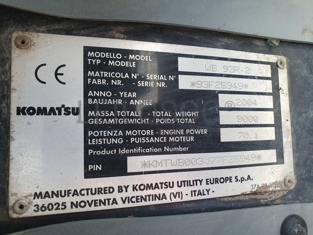 Retroescavadora Komatsu W93 R · Ano 2004