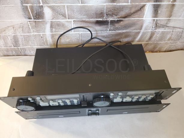 Conjunto Profissional CD-70 Dual CD Player