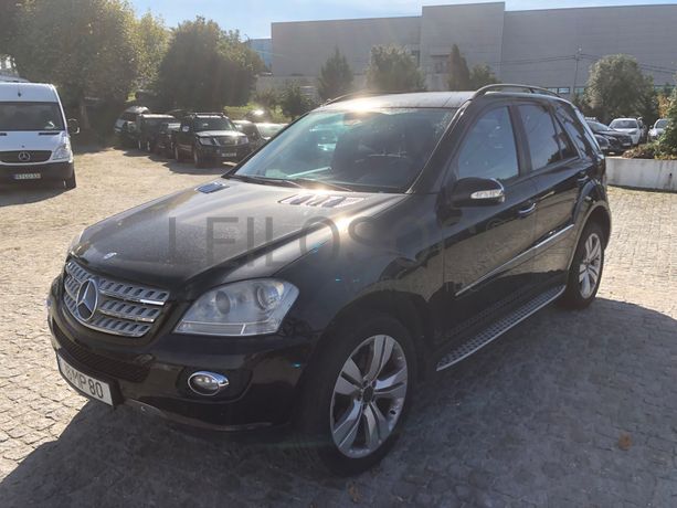 Mercedes-Benz ML 320CDI · Ano 2008