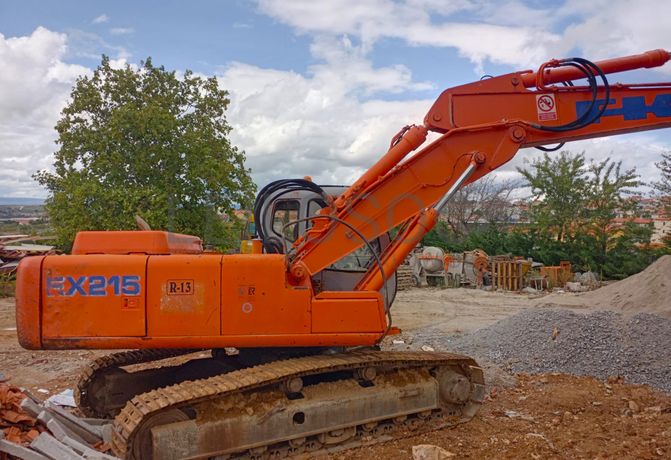 Escavadora FK EX 215