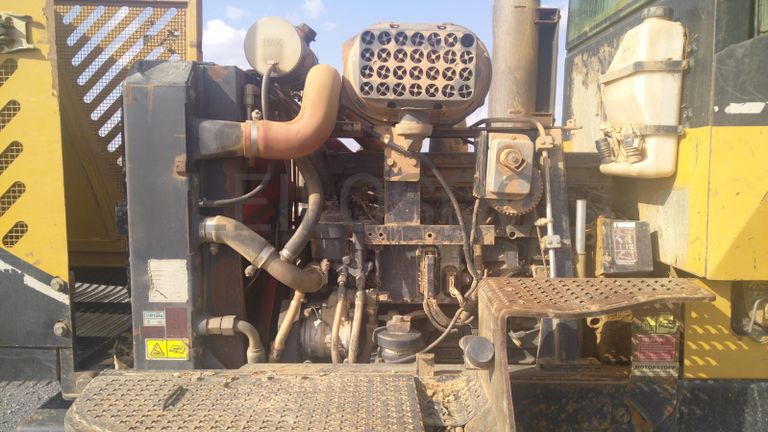 Escavadoras Volvo EC 220DL · Autocarregador florestal Ecolog 574C