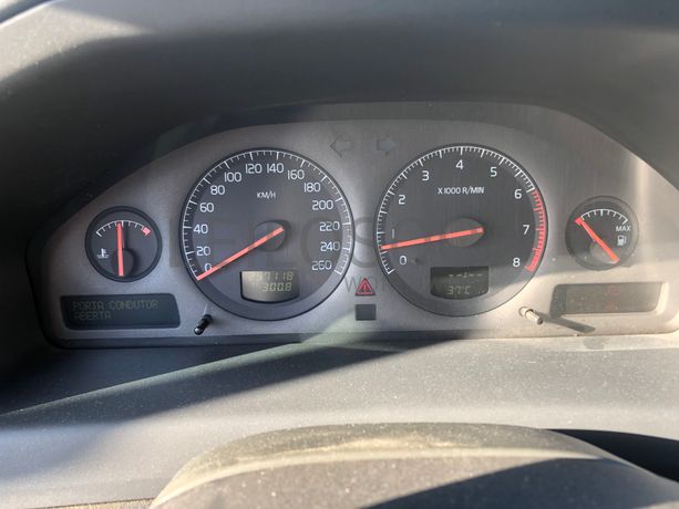 Volvo V70 · Ano 2000