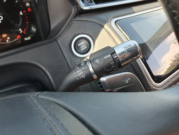 Land Rover · Ano 2021