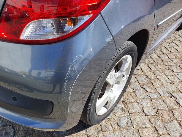 Peugeot 207 · Ano 2012